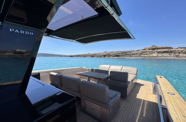 ¿Qué incluye el alquiler de un barco en Ibiza? Guía para entender tu reserva
